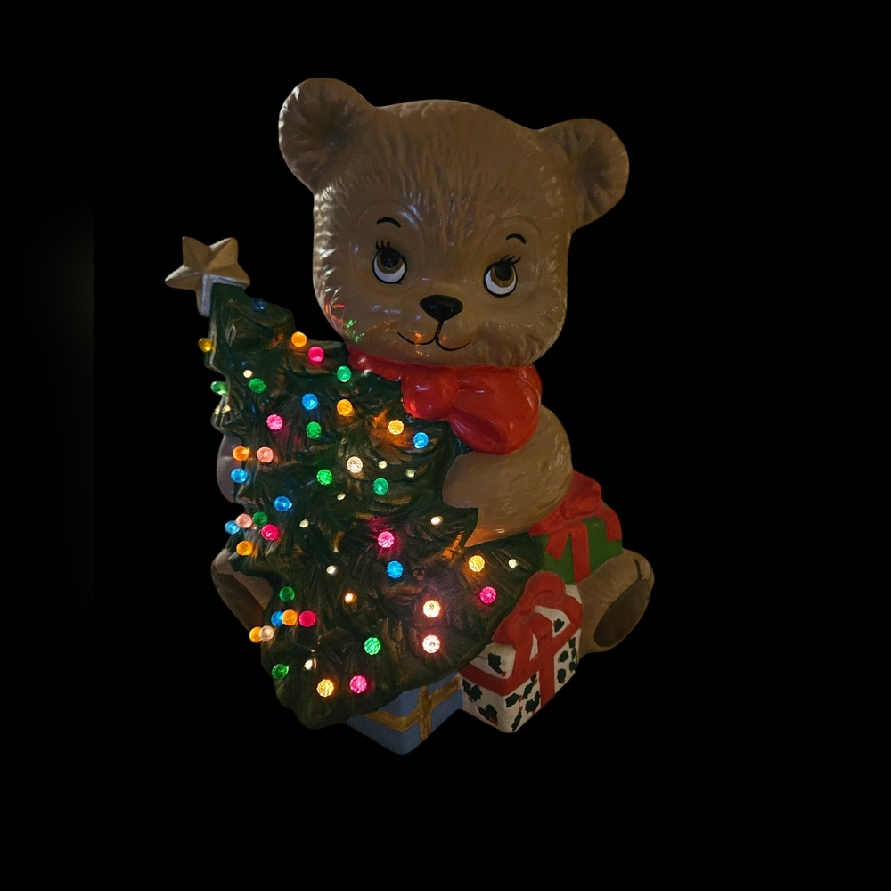 Vintage Ceramic Teddy Bear w/ Light-up Christmas Tree WORKS Hand Painted 7.75"
